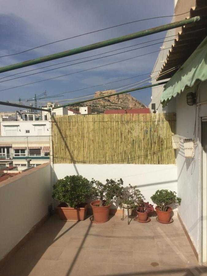 Atico Centrico Junto A La Playa Apartment Alicante Bagian luar foto